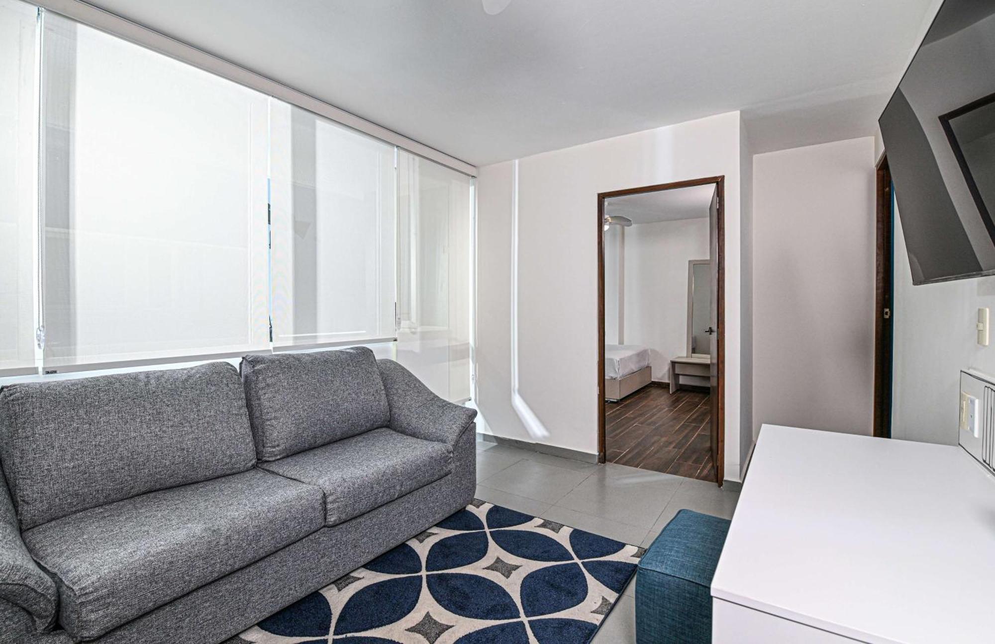 Vista Express Guadalajara Expo Surestay Collection By BW ซาโปปัน ภายนอก รูปภาพ